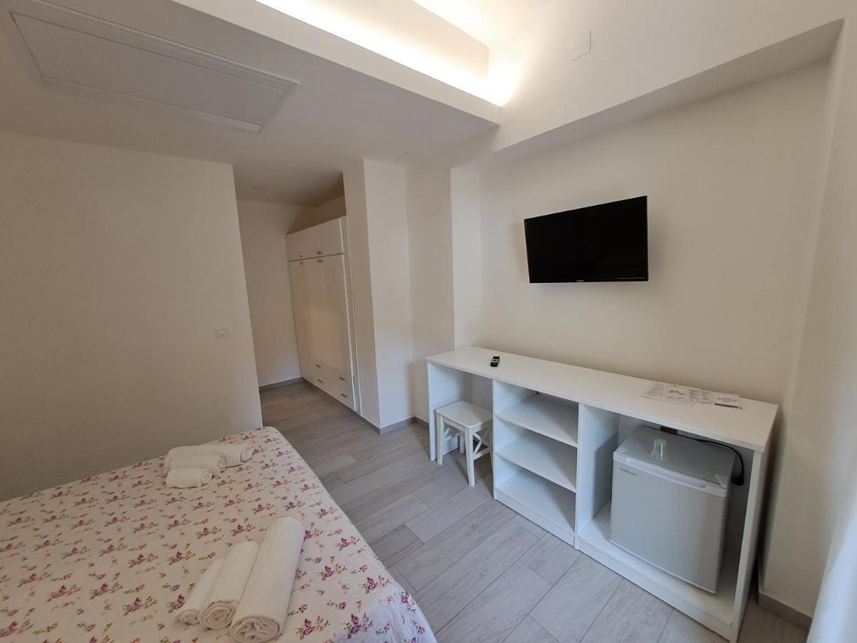 Le Roccette Mare Beach Hotel & Restaurant Tropea Buitenkant foto