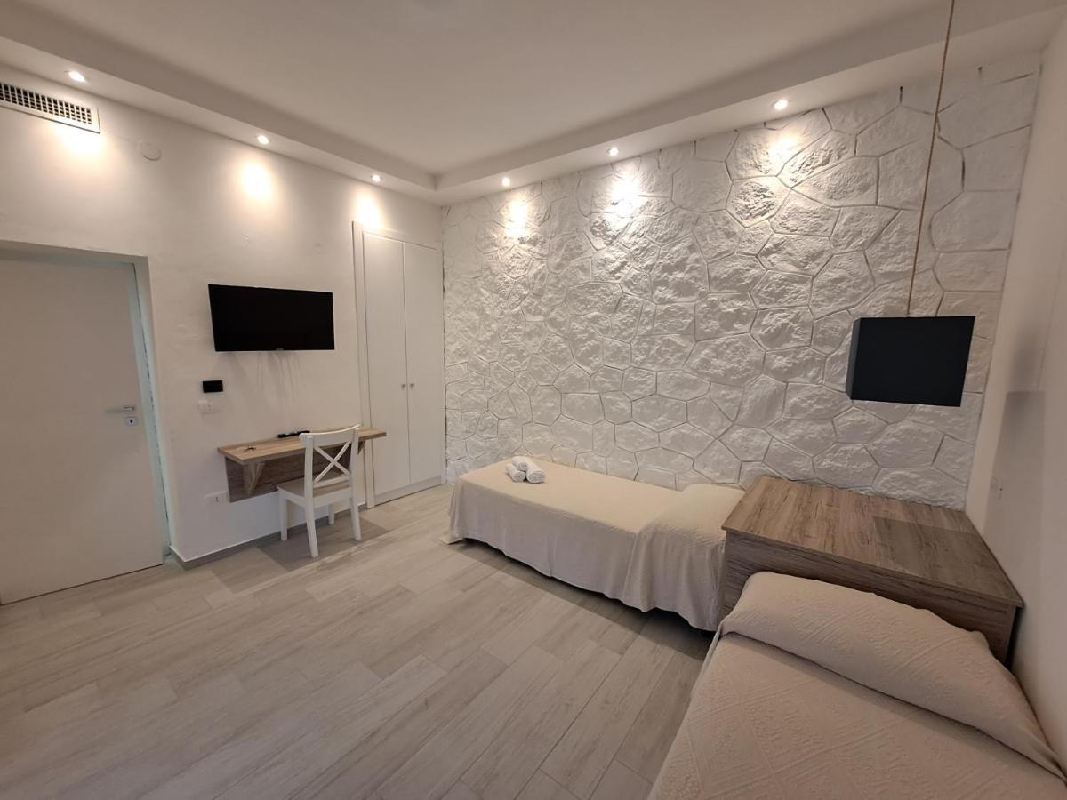 Le Roccette Mare Beach Hotel & Restaurant Tropea Buitenkant foto