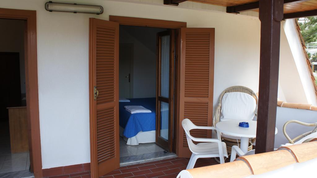 Le Roccette Mare Beach Hotel & Restaurant Tropea Kamer foto
