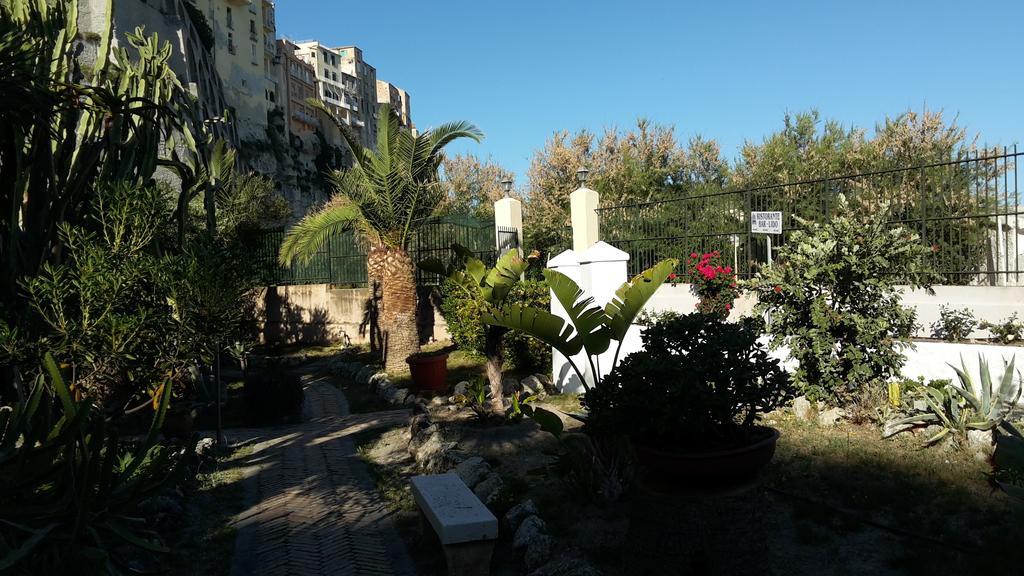 Le Roccette Mare Beach Hotel & Restaurant Tropea Buitenkant foto